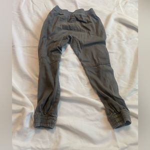 Joggers, size 6 pants for boys.